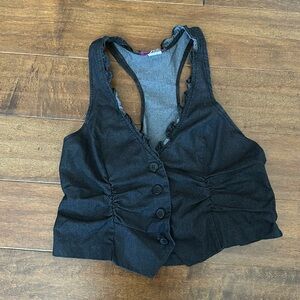 Women’s/teens size medium cropped shirt/tank top